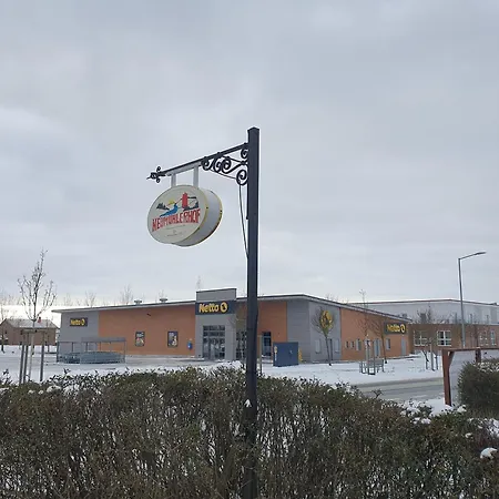 Neumuehler Hof- 