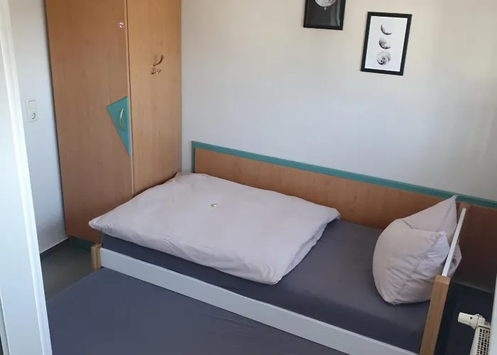 Neumuhler Hof: Spacious Family With Multiple Bathrooms And Free Parking Apartment Schwerin (Mecklenburg-Vorpommern)